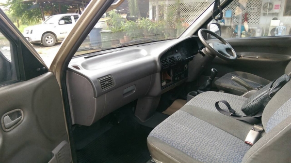 รถตู้ KIA pregio 2003 รถตู้ KIA pregio 2003