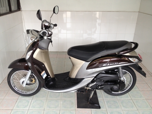 Fino Fi ลายPremium รถบ้าน ใช้น้อย ปลายปี57 (ของแถม 4 รายการ)