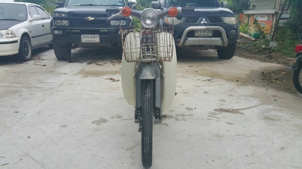 Honda super cub50cc4t เครื่องดีสีเดิม มือ2ญี่ปุ่น Honda super cub50cc4t เครื่องดีสีเดิม มือ2ญี่ปุ่น