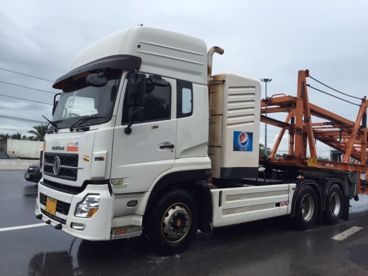 ขายหัวลาก DONG FENG ปี2013 340แรง สภาพพร้อมใช้