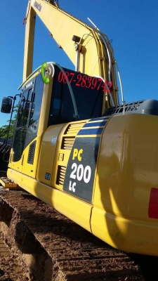 ขายดาวน์ จำนวน 3 คัน รถแบคโฮบูมยาว Komatsu PC200LC-8M0