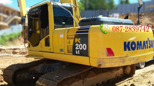 ขายดาวน์ จำนวน 3 คัน รถแบคโฮบูมยาว Komatsu PC200LC-8M0