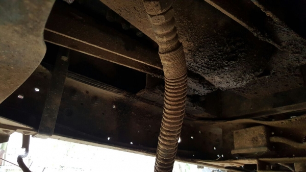 รถอีซุซุ 6 ล้อดั้ม NPR / เปลื่ยนเครื่อง 125 แรงม้า ปี 46.    สนใจติดต่อ  081 - 6079515