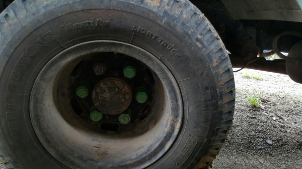 รถอีซุซุ 6 ล้อดั้ม NPR / เปลื่ยนเครื่อง 125 แรงม้า ปี 46.    สนใจติดต่อ  081 - 6079515