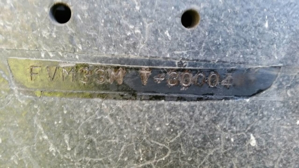 รถอีซูซุ 10 ล้อ หลังถนน FVM  195 แรงม้า. ปี 43.   สนใจติดต่อ  081 - 6079515