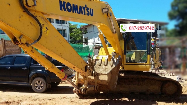 ขายดาวน์ จำนวน 4 คัน Komatsu PC 200-8M0