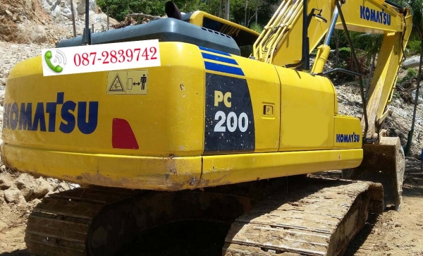 ขายดาวน์ จำนวน 4 คัน Komatsu PC 200-8M0