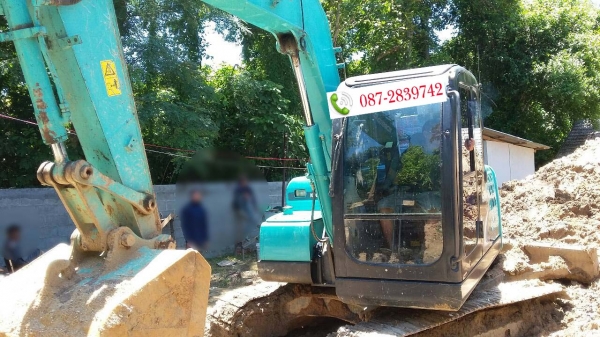 ขายดาวน์ รถแบคโฮ Kobelco sk 75-8 ทำงาน 3,897 ชั่วโมง