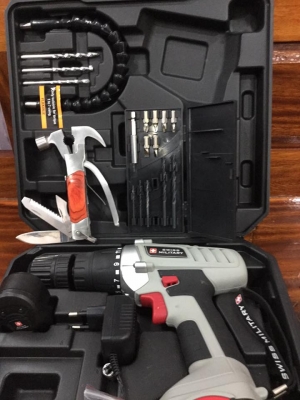 สว่านและไขควงไร้สาย. Swiss Military Professional ของใหม่ในกล่อง. 14.4v สว่านและไขควงไร้สาย. Swiss Military Professional ของใหม่ในกล่อง. 14.4v