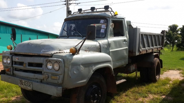 ขายด่วนหกล้อหน้ายาวดั้มเครื่องEH700 เฟืองท้ายใหญ่ดั้มยิงหน้าโทร0856842587