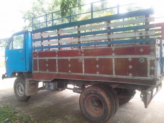 รถอีแต๋นหกล้อ ช่วงล่างใหญ่ คัดซีส์หน้า5 เครื่อง lSUZU 74 แรงม้า โครงกระใหญ่แข็งแรง พร้อมใช้งาน