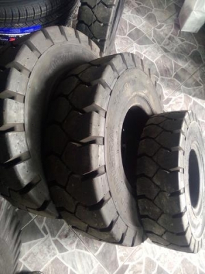 ยางตันโฟล์คลิฟ