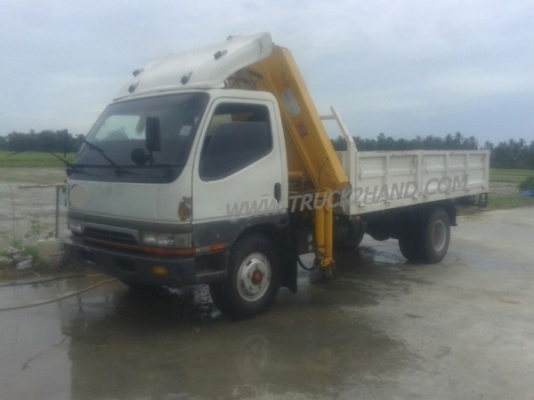 รถบรรทุก 6 ล้อติดเครน  MITSUBISHI รุ่น CANTER- เครื่อง 4 สูบ 110 แรงม้า