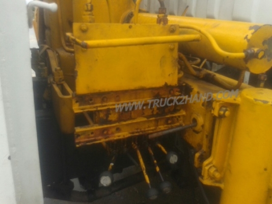 รถบรรทุก 6 ล้อติดเครน  MITSUBISHI รุ่น CANTER- เครื่อง 4 สูบ 110 แรงม้า