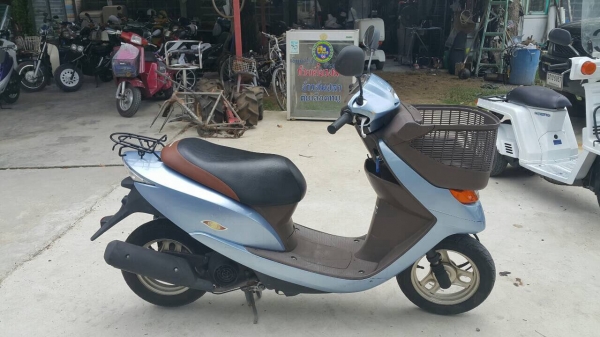 Honda cesta50cc4t สตาร์ทมือเท้า2ระบบ(ตัวนี้4จังหวะตัวใหม่) Honda cesta50cc4t สตาร์ทมือเท้า2ระบบ(ตัวนี้4จังหวะตัวใหม่)