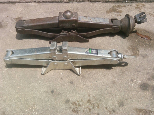 แม่แรงรถยนต์แข็งแรงสภาพดี