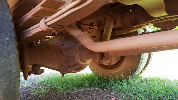 ขาย 6 ล้อ มีหลังคาโดยสาร ISUZU NKR ปี 40 เครื่อง 4HF1 ฝาขาว 120 แรงม้า คัสซีสวยตลอดเส้น ทะเบียนครบพร้อมโอน ราคาคุยกันได้ครับ