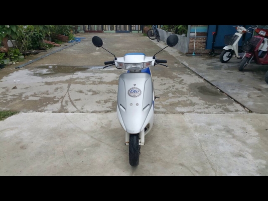 Honda dio50cc2t(AF18 พื้นสีข้อใหญ่ ตัวแรง) Honda dio50cc2t(AF18 พื้นสีข้อใหญ่ ตัวแรง)