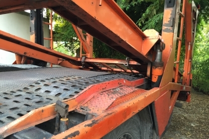 ขาย ที่บรรทุกรถยาว7.2เมตรพร้อมระบบไฮโดรลิก บรรทุกได้ 3-4คันไว้ใส่กับรถ6ล้อยาว7.2เมตร พร้อมใช้งานกำลังถอดลงระบบไฮโดร