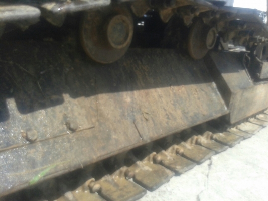 แม็คโคยี่ห้อ ISHIKO รุ่น IS-010  MODEL IS-010-SERIAL101212 เครื่อง 3 สูบ