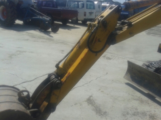 แม็คโคยี่ห้อ ISHIKO รุ่น IS-010  MODEL IS-010-SERIAL101212 เครื่อง 3 สูบ