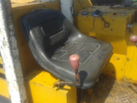 แม็คโคยี่ห้อ ISHIKO รุ่น IS-010  MODEL IS-010-SERIAL101212 เครื่อง 3 สูบ