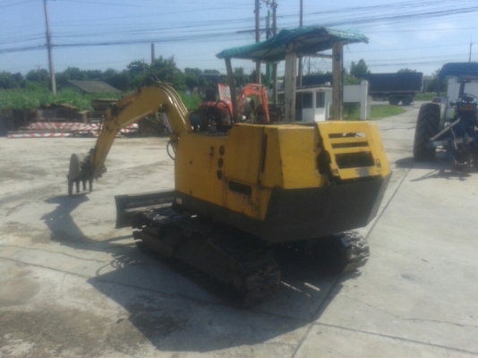 แม็คโคยี่ห้อ ISHIKO รุ่น IS-010  MODEL IS-010-SERIAL101212 เครื่อง 3 สูบ