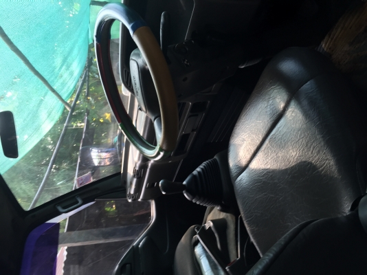 ต้องการขาย6ล้อnpr135ทะเบียนพร้อมโอน