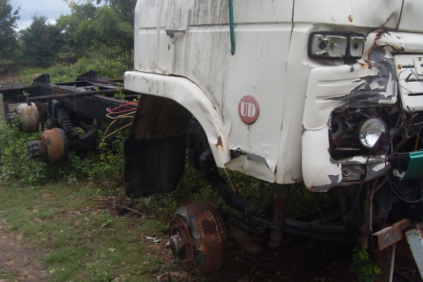 * ขายคัสซีนิสสันCW พร้อมหัวเก๋ง ช่วงล่างพร้อมแท่งเฟืองท้าย