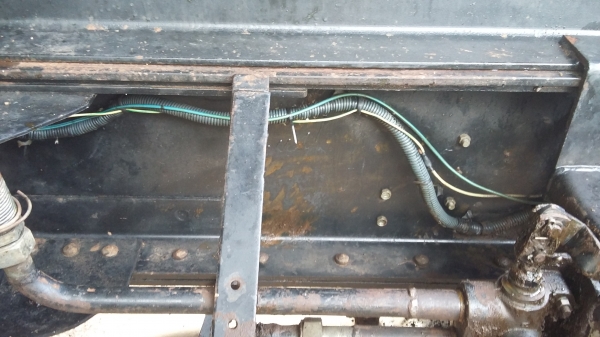 ขายรถ 10 ล้อ ดั้มสองเพลา 270 ยูโรวัน สวย ๆ ครับ สนใจ 0817368589