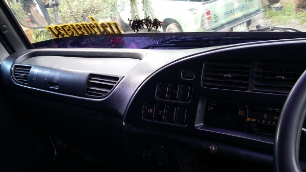 ขายรถ 10 ล้อ ดั้มสองเพลา 270 ยูโรวัน สวย ๆ ครับ สนใจ 0817368589