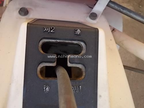 ขายถูก รถเกี่ยวข้าวเดินตาม YANMAR  YB301 รหัสสินค้า : 80802709 Line ID: nihonmono หรือเพิ่มเติมไดที่ www.nihonmono.com