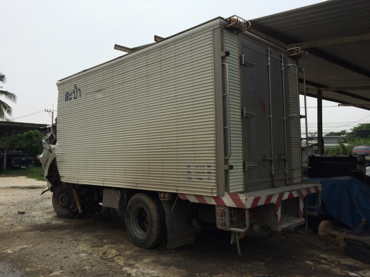 ขายด่วนๆ รถบรรทุกหกล้อเล็ก HINO ปี2007 135 แรงม้า พร้อมเล่มทะเบียน