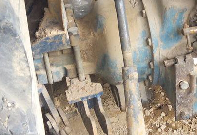 **270,000 บ.ต่อรอง/// รถไถ FORD 6610 เสื้อลาย เพลาเดียว มีเล่ม **ขาย FORD 6610 รถไถ1เพลา ท้ายใหญ่ สภาพดี ราคาเบา FARM TRACTOR FORD 6610 เสื้อลาย เครื่องเดิม ปั้มเดิม เกียร์77 ท้ายใหญ่ 7640 เครื่องดี ยังแน่นดี ปั้มดี แรง สตาร์ทง่าย เสียงนิ่ม ไม่หอบ ครับ เก