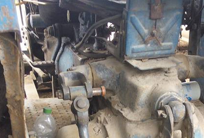 **270,000 บ.ต่อรอง/// รถไถ FORD 6610 เสื้อลาย เพลาเดียว มีเล่ม **ขาย FORD 6610 รถไถ1เพลา ท้ายใหญ่ สภาพดี ราคาเบา FARM TRACTOR FORD 6610 เสื้อลาย เครื่องเดิม ปั้มเดิม เกียร์77 ท้ายใหญ่ 7640 เครื่องดี ยังแน่นดี ปั้มดี แรง สตาร์ทง่าย เสียงนิ่ม ไม่หอบ ครับ เก