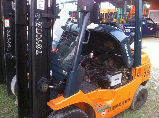 ขาย ฟอล์คลิฟต์ 2.5 ตัน TOYOTA 7FG25 LPG รถมือ 2 นำเข้าจากญี่ปุ่น ขาย ฟอล์คลิฟต์ 2.5 ตัน TOYOTA 7FG25 LPG รถมือ 2 นำเข้าจากญี่ปุ่น