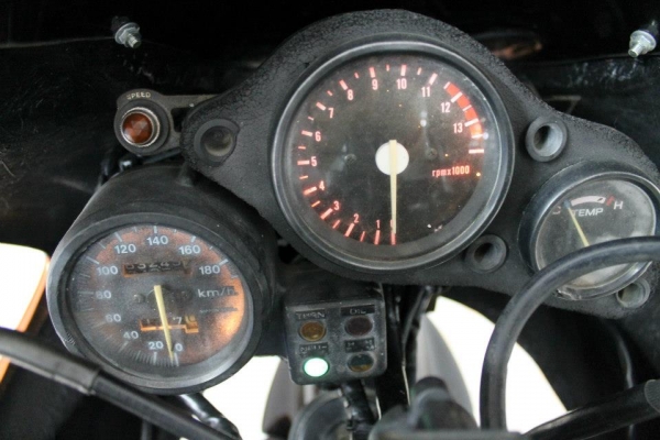 ขาย CBR400 ปี 89 ทะเบียนแท้ ขาย CBR400 ปี 89 ทะเบียนแท้