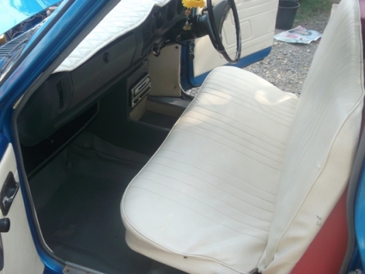 ขายดัทสันช้างเหยียบ 620 ติดเครื่องเสียง กระจังหน้าแว่น ล้อแม็ก สวยๆคับ ขายดัทสันช้างเหยียบ 620 ติดเครื่องเสียง กระจังหน้าแว่น ล้อแม็ก สวยๆคับ