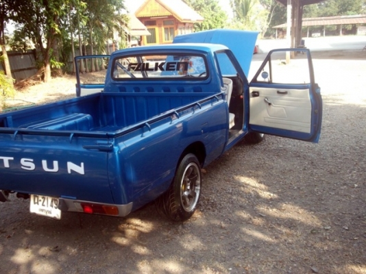 ขายดัทสันช้างเหยียบ 620 ติดเครื่องเสียง กระจังหน้าแว่น ล้อแม็ก สวยๆคับ ขายดัทสันช้างเหยียบ 620 ติดเครื่องเสียง กระจังหน้าแว่น ล้อแม็ก สวยๆคับ