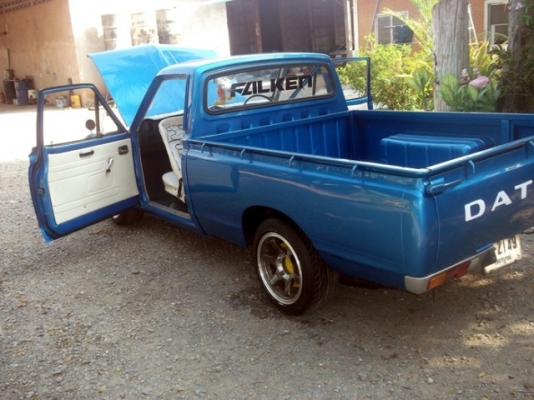 ขายดัทสันช้างเหยียบ 620 ติดเครื่องเสียง กระจังหน้าแว่น ล้อแม็ก สวยๆคับ ขายดัทสันช้างเหยียบ 620 ติดเครื่องเสียง กระจังหน้าแว่น ล้อแม็ก สวยๆคับ