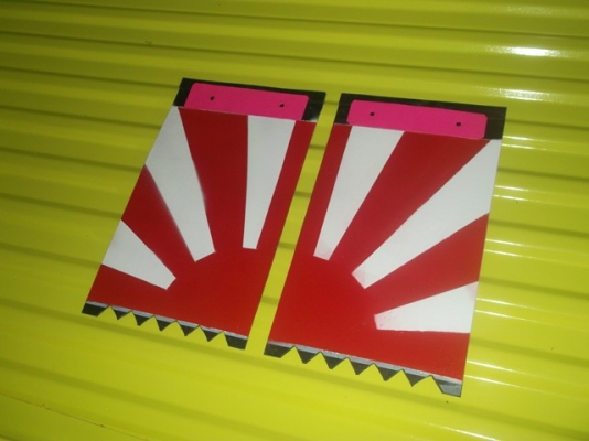 ขายดัทสันช้างเหยียบ 620 ติดเครื่องเสียง กระจังหน้าแว่น ล้อแม็ก สวยๆคับ ขายดัทสันช้างเหยียบ 620 ติดเครื่องเสียง กระจังหน้าแว่น ล้อแม็ก สวยๆคับ