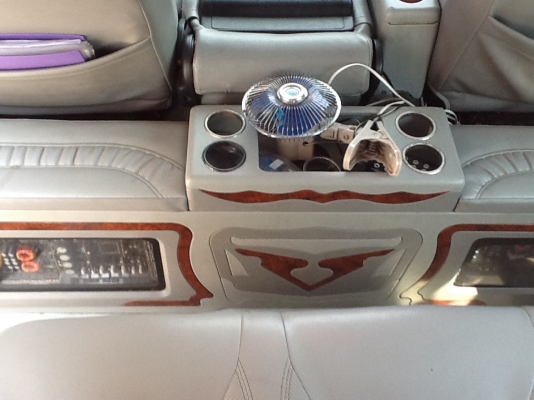 ขาย TOYOTA COMMUTER 2011 ขายแล้วครับ !!