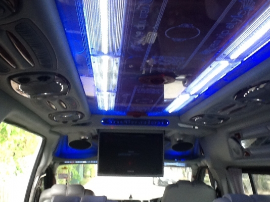 ขาย TOYOTA COMMUTER 2011 ขายแล้วครับ !!