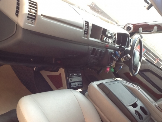 ขาย TOYOTA COMMUTER 2011 ขายแล้วครับ !!