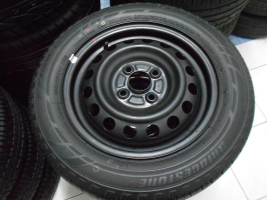 ล้อกระทะพร้อมยาง 165/65/14 ปี 12 ถอดป้ายแดง