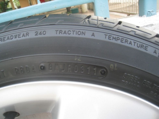 ขายล้อแม็กเดิม Toyota vios 15"x5.5" 4รู100 et45 +ยางปี 11 (081-3747940)