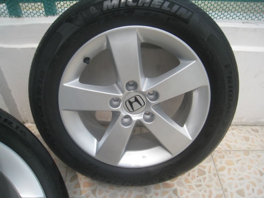 ขายล้อแม็ก Honda civic  16"x6.5" 5/114 et45 +ยางปี 09 (081-3747940)