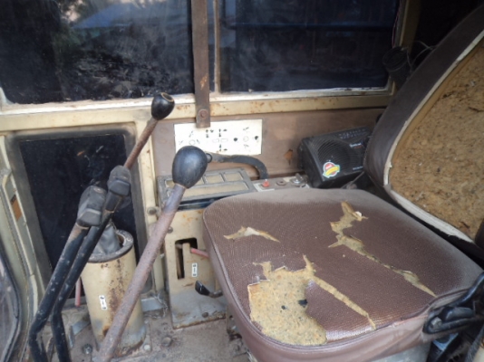 ขายรถแม็กโคPC60 สภาพดีราคาถูก พร้อมใช้งานคับ(รถใช้งานทุกวันคับ)