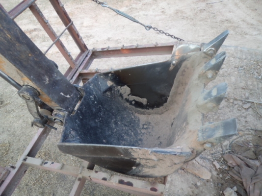 ขายรถแม็กโคPC60 สภาพดีราคาถูก พร้อมใช้งานคับ(รถใช้งานทุกวันคับ)