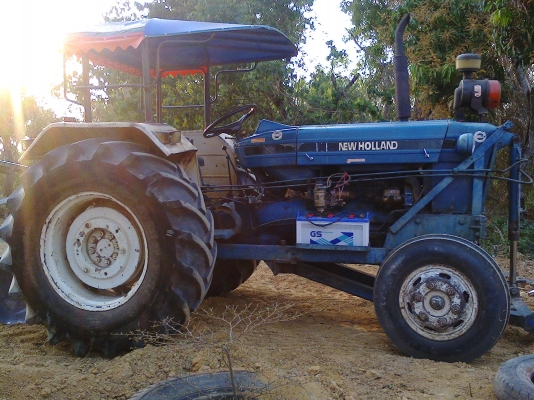 FORD77 T3 อุปกรณ์ผาน3 กะใบดัน มีเล่มทะเบียนพร้อมโอน